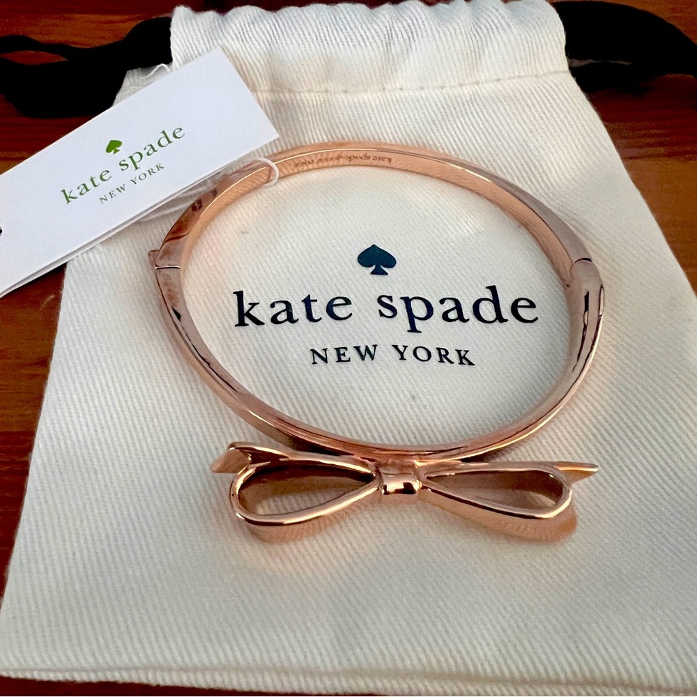 Kate Spade Rose Gold Love Notes Bangle Bracelet - Picture 1 of 5